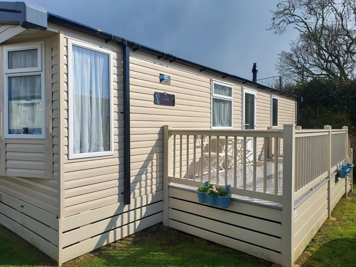 Shorefield Country Park Self-Catering Holiday Home Lymington Exterior photo